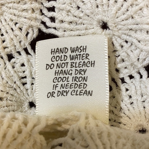 Adiva Cream Crochet Ruffle Blouse Large - Picture 7 of 9